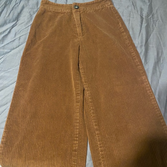 Mustard/brown flare corduroy pants - Picture 5 of 5
